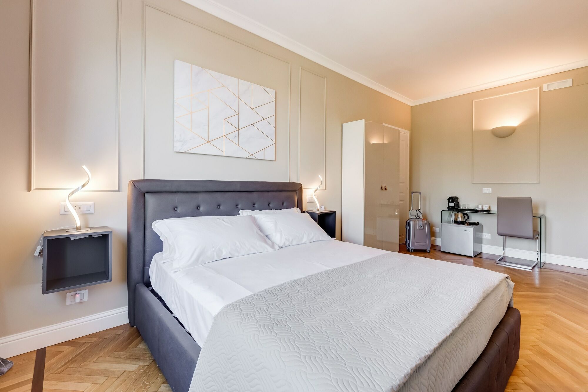 Mellini Palace Suites By Premium Suites Collection Rome Bagian luar foto